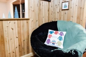 decocrated living room